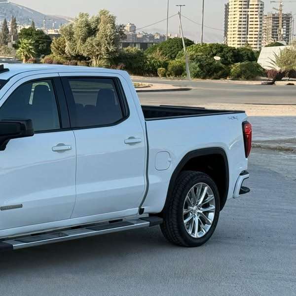 GMC Sierra - دمشق - صورة 3