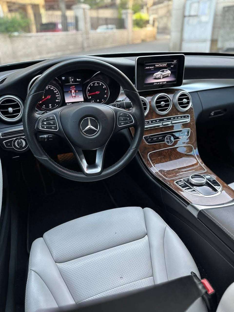 Mercedes C300 (4Matic) - دمشق - صورة 2