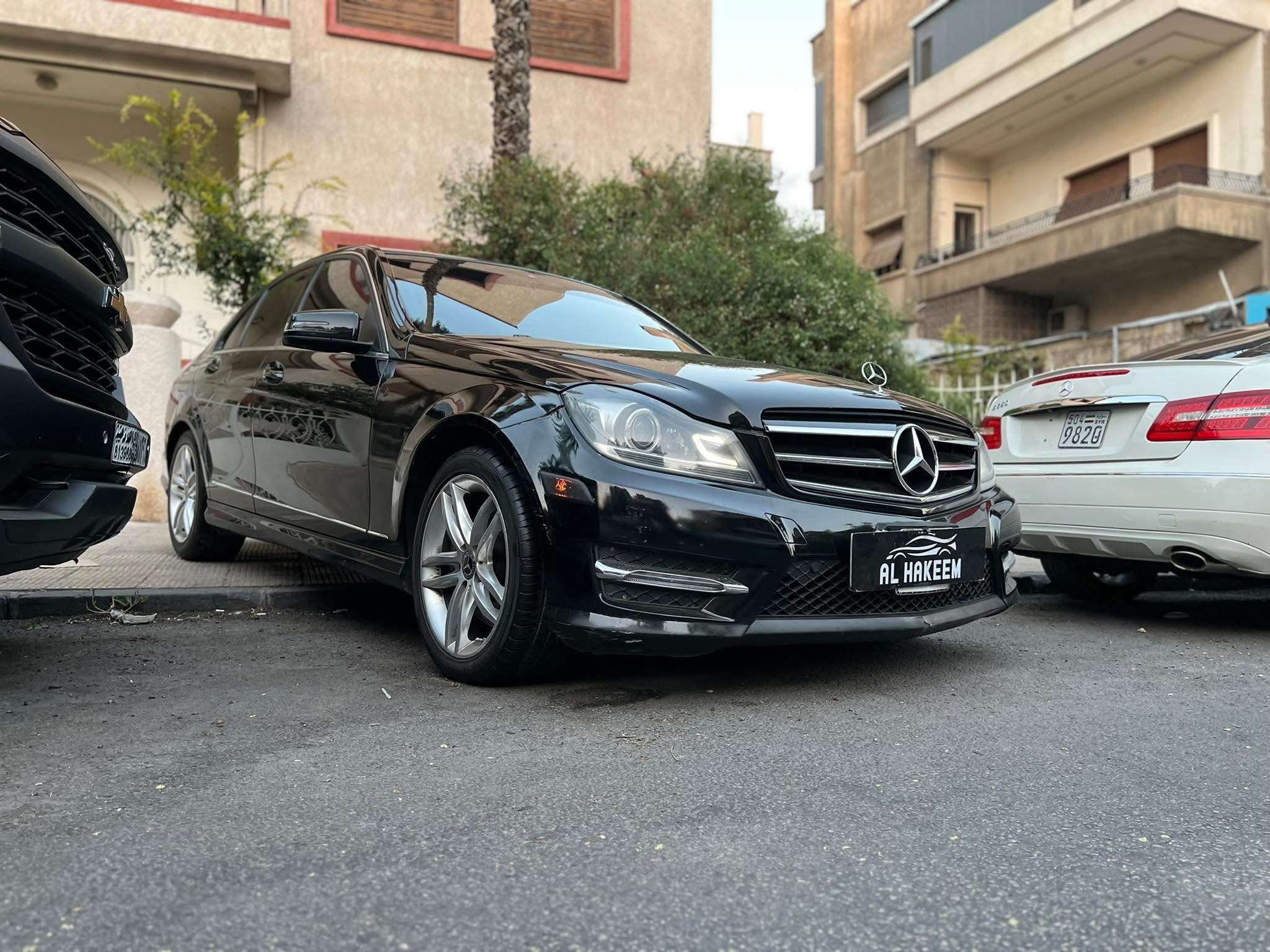 مرسيدس C 300 - دمشق