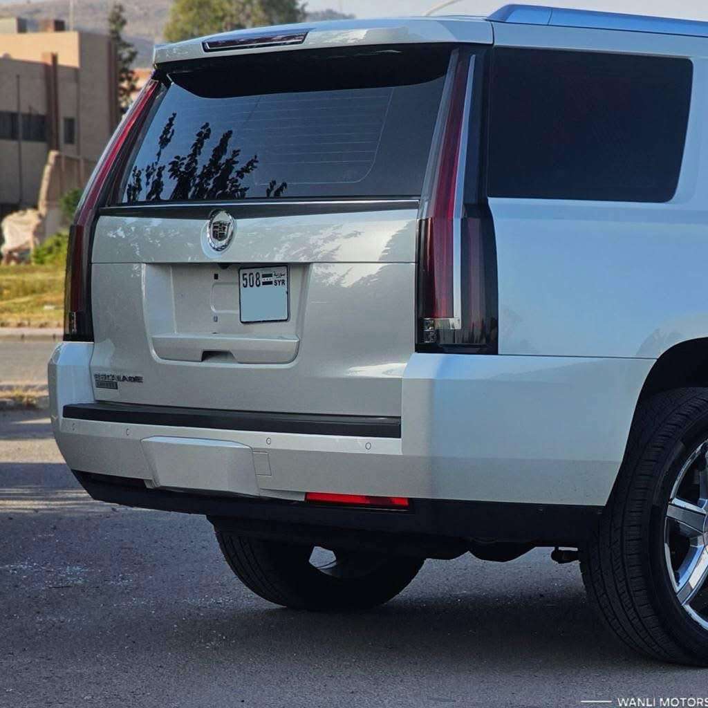 Cadillac Escalade Paltinum - دمشق - صورة 4