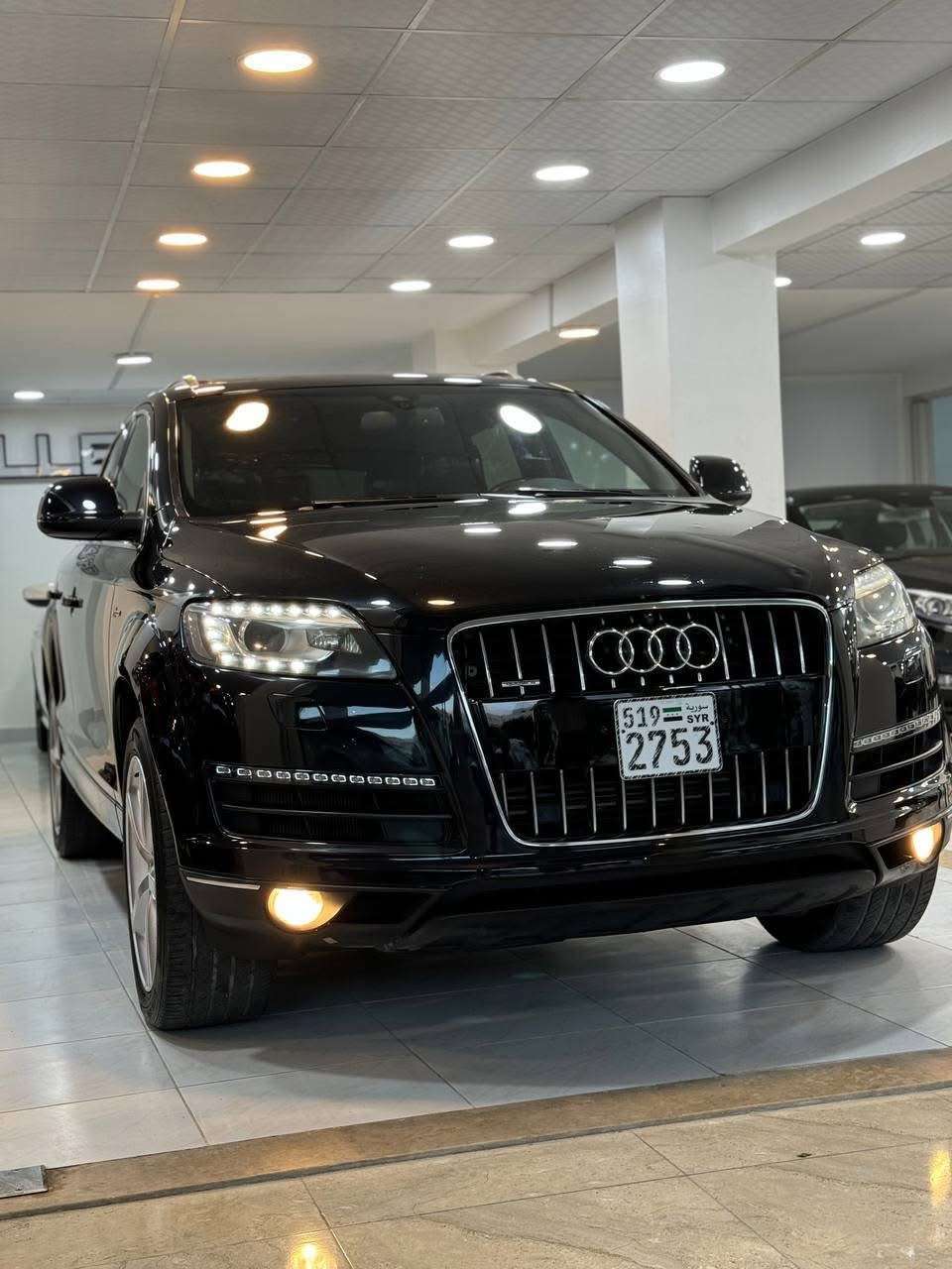Audi Q7 - طرطوس
