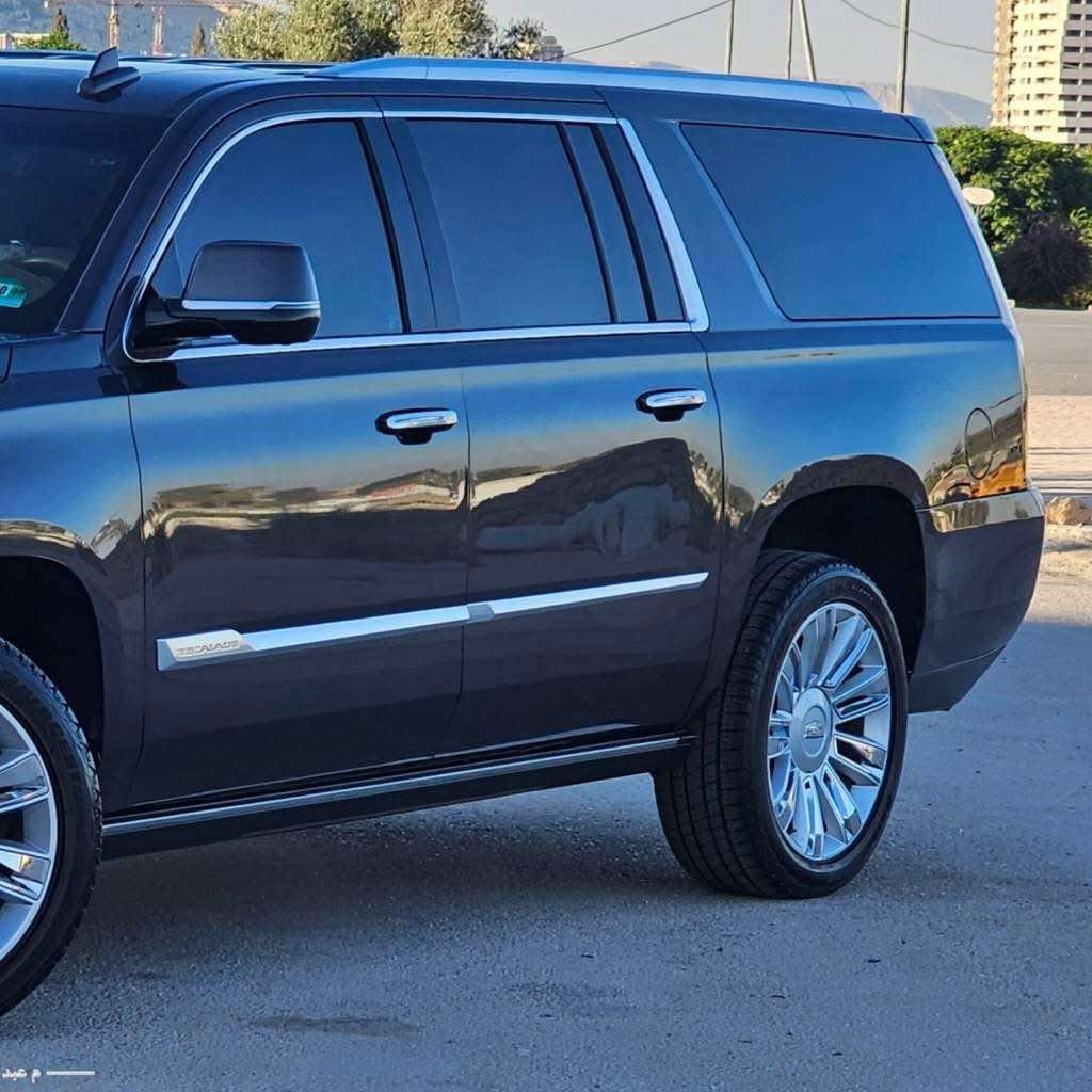 Cadillac Escalade Plantinum xl - دمشق - صورة 2