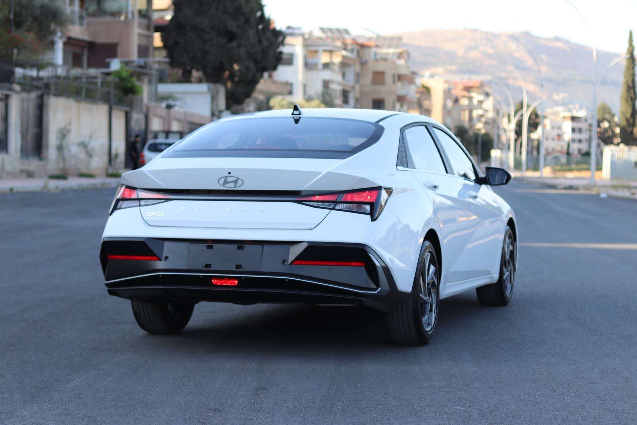 Hyundai Elantra - دمشق - صورة 4