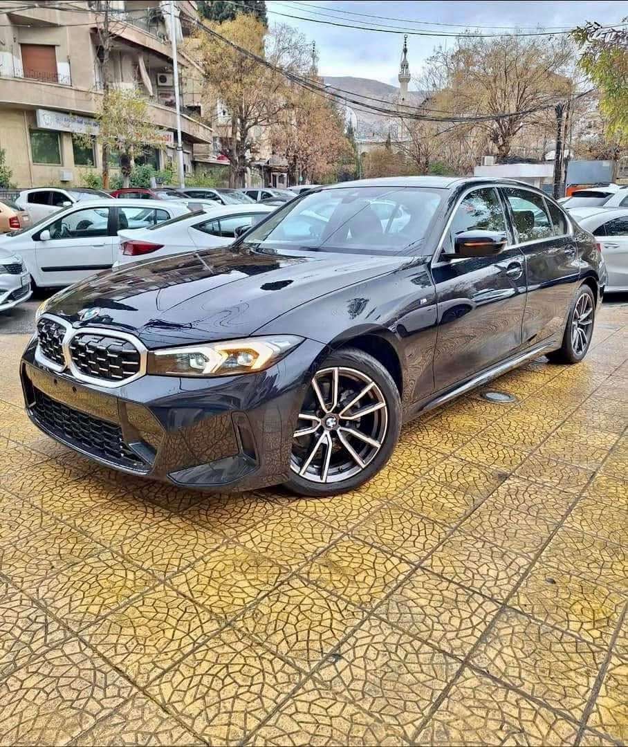 BMW i 330 - دمشق
