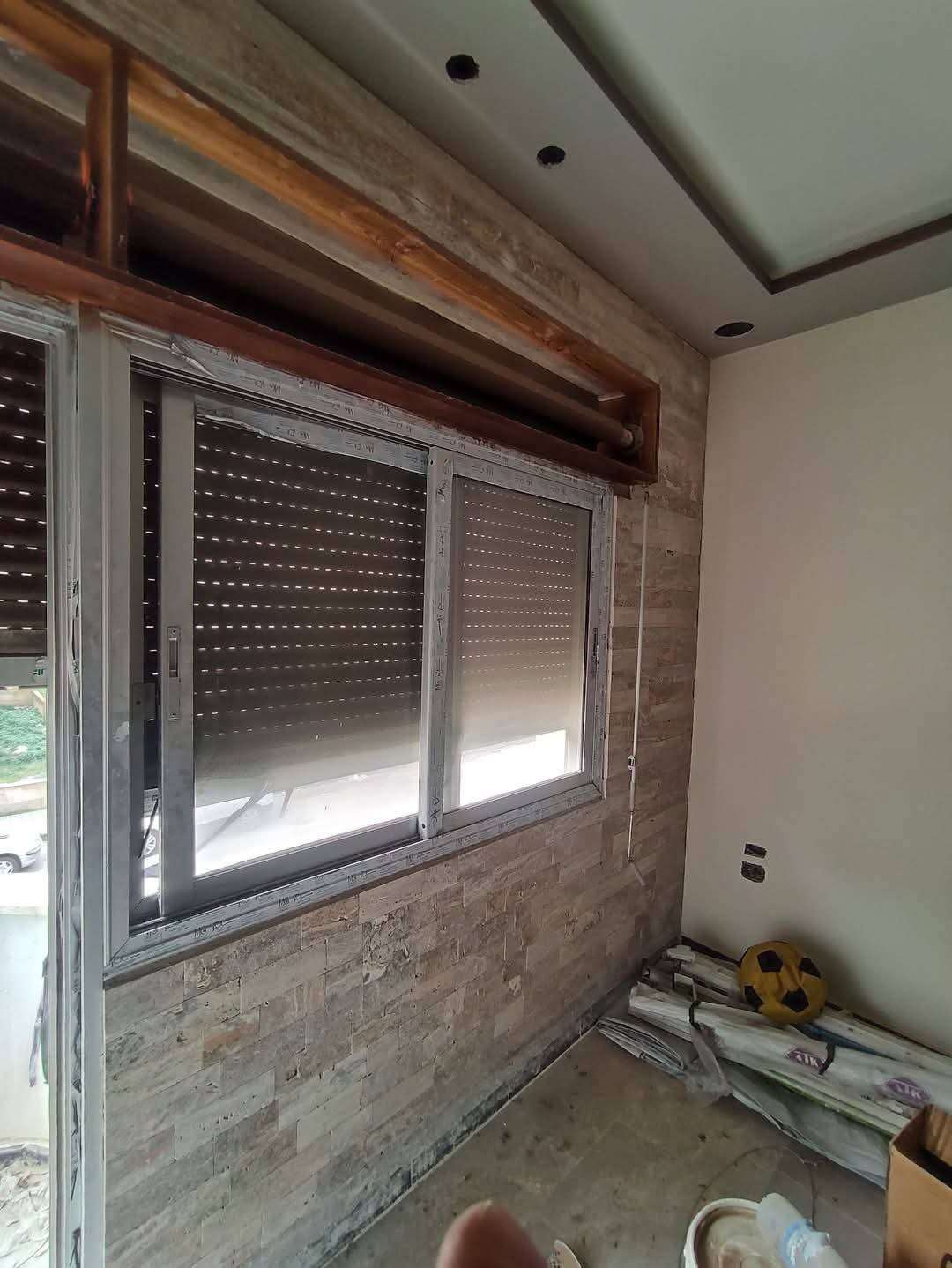 شقة سكنية على كورنيش جبلة - صورة 2
