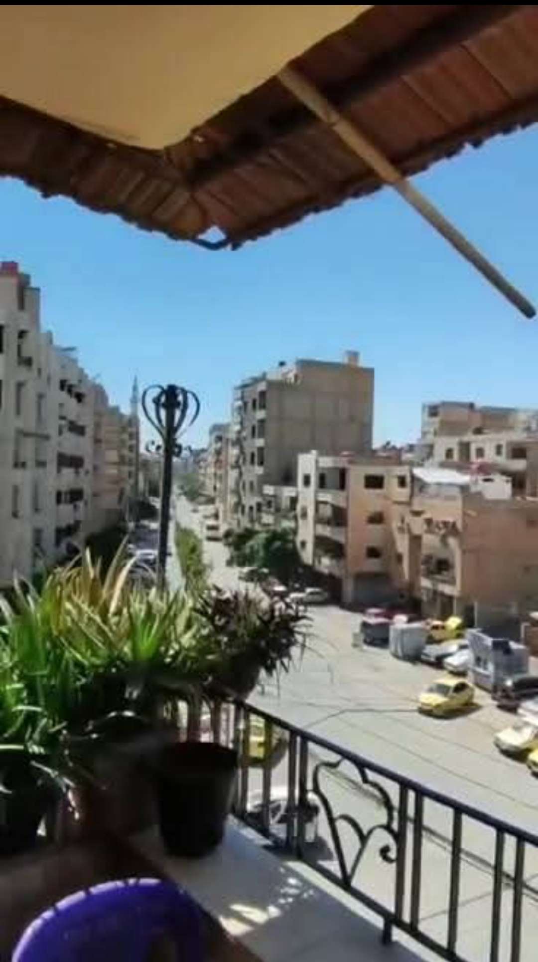 للبيع شقة بجرمانا بموقع مميز - دمشق - صورة 2