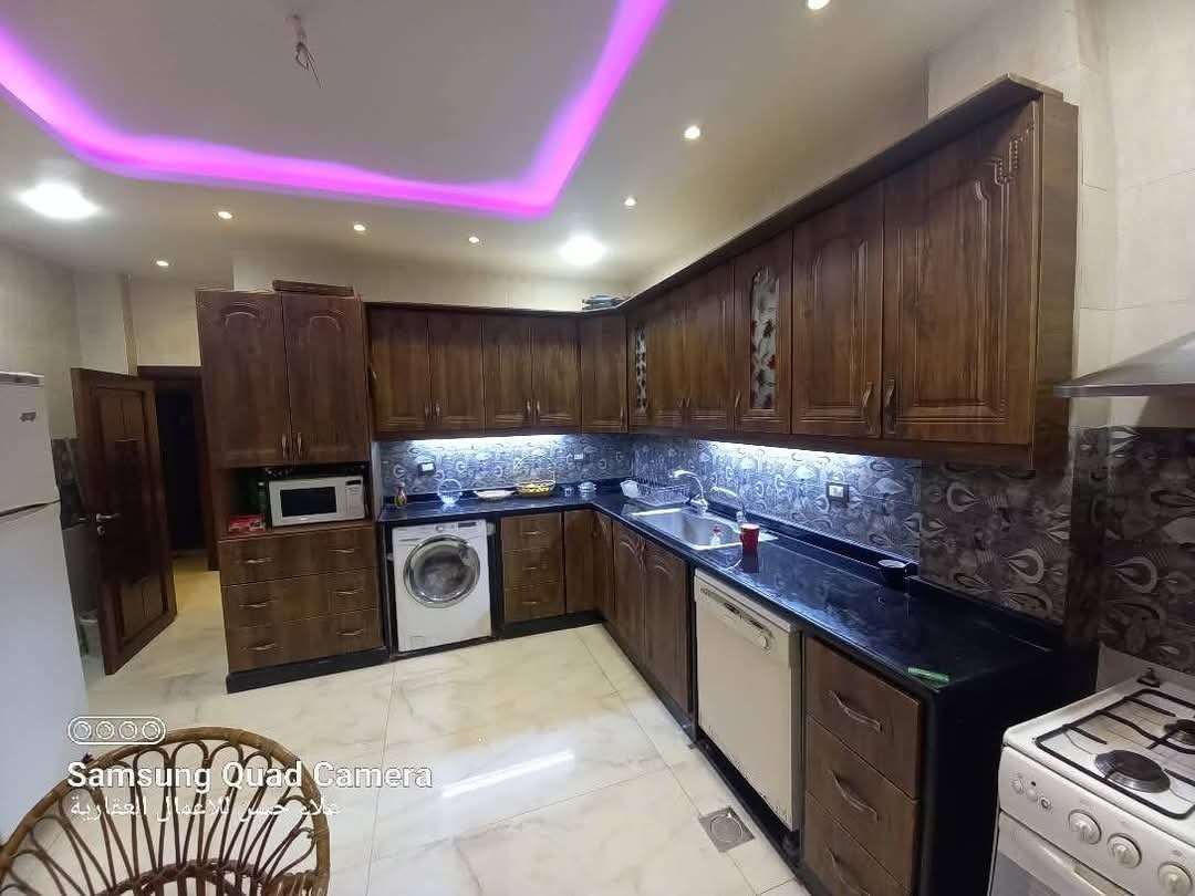شقة سكنية للبيع مع الفرش في اللاذقية - اللاذقية - صورة 4