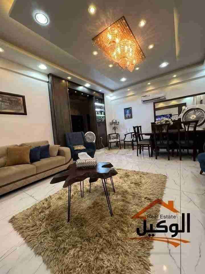 للبيع شقة بتصميم عصري فاخر - دمشق - صورة 2