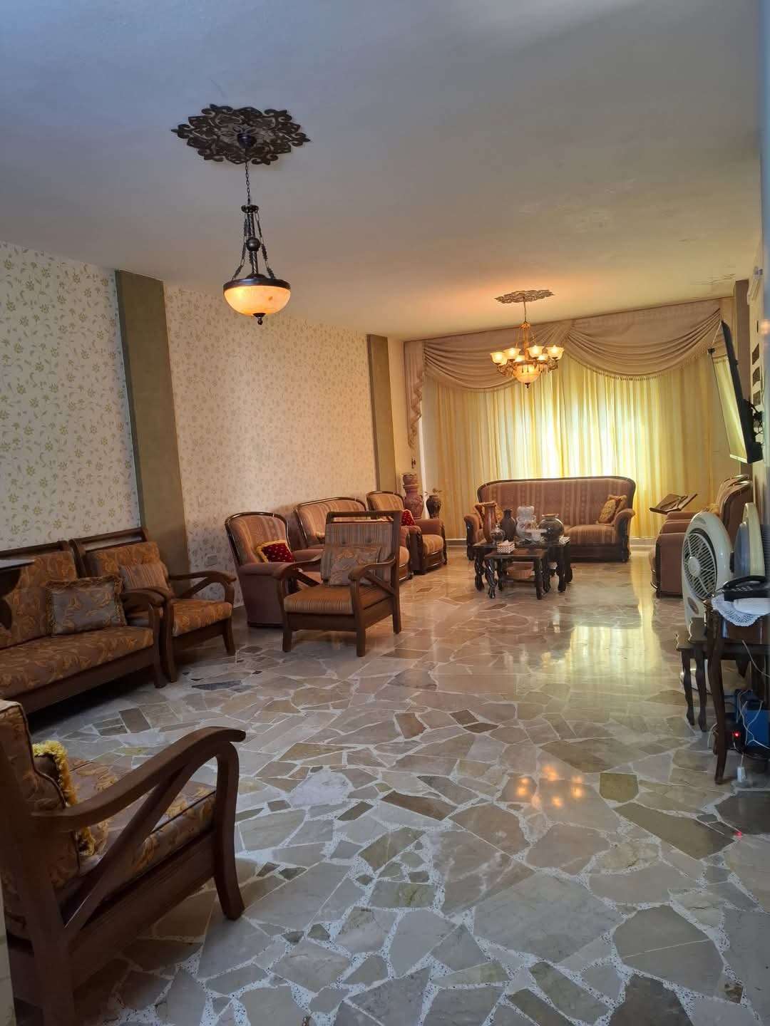 شقةسكنية للبيع للبيع - اللاذقية