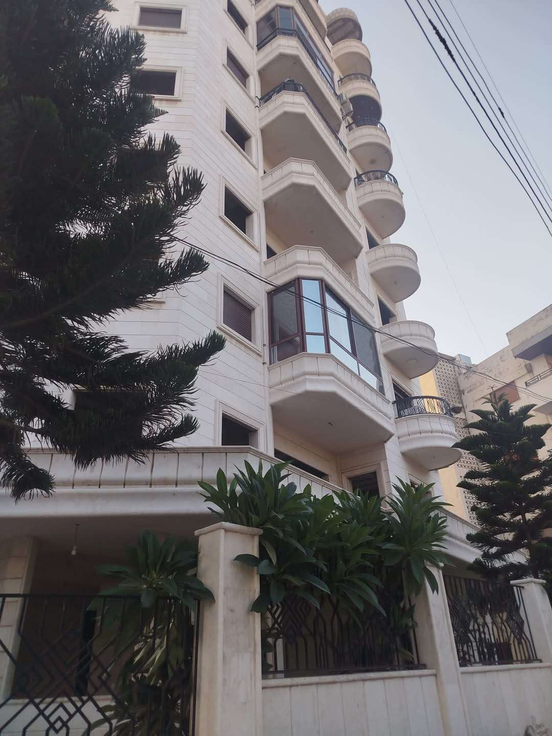 للبيع شقة سكنية عالهيكل دمشق - دمشق