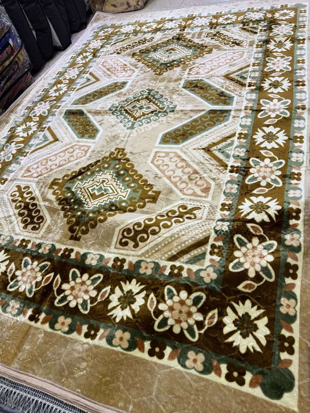 كفرات حرير للسجاد - اللاذقية - صورة 4