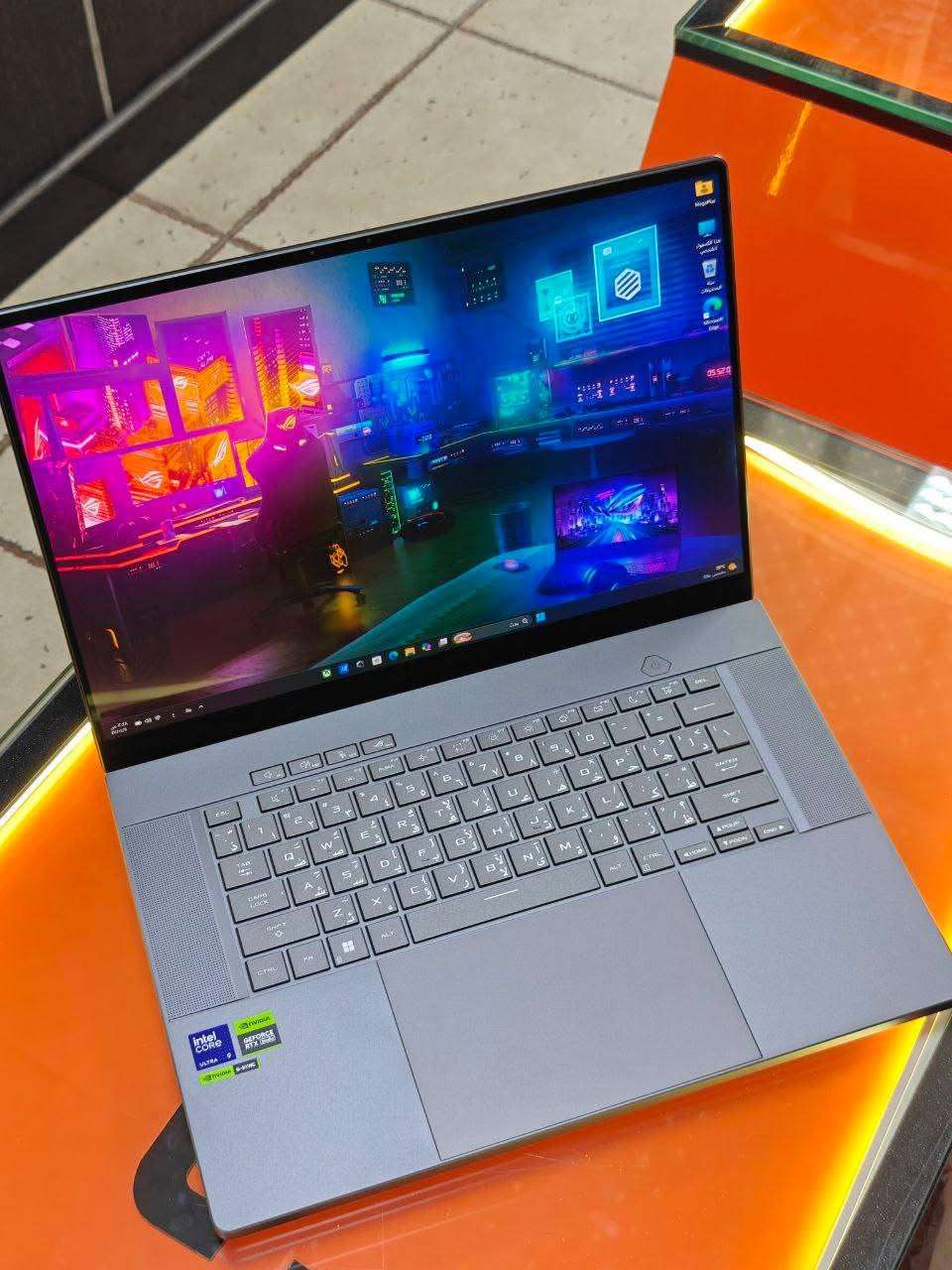 لاب توب ASUS Pog Zephyrus - إدلب