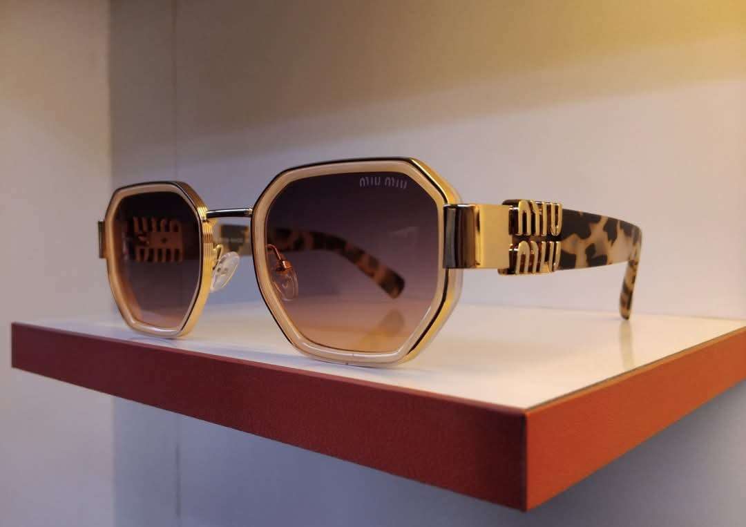 Miu Miu نضارات - اللاذقية