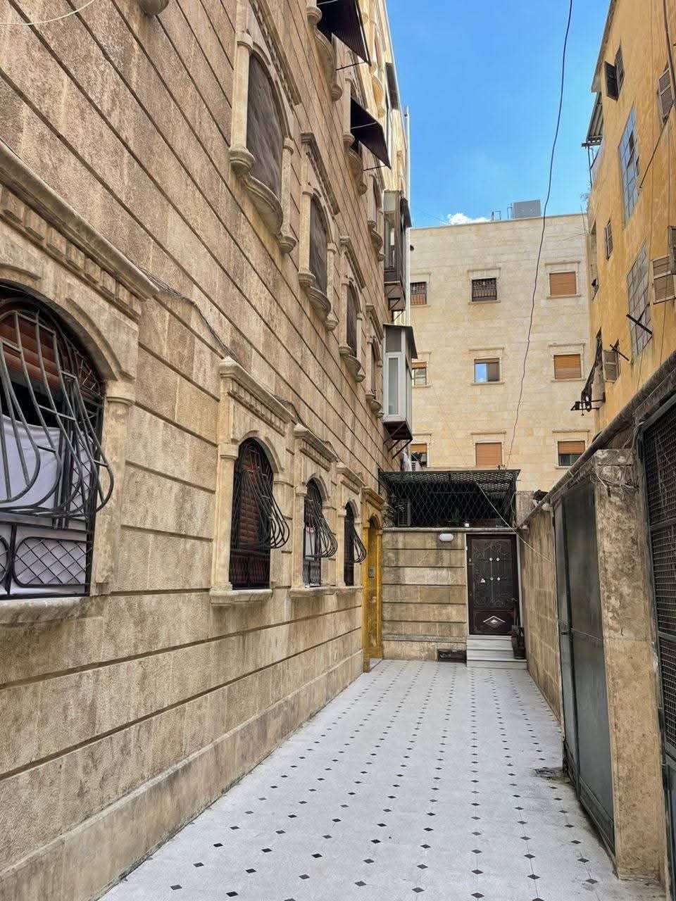 شقه سكنيه بمساحه 90 م - حلب - صورة 3