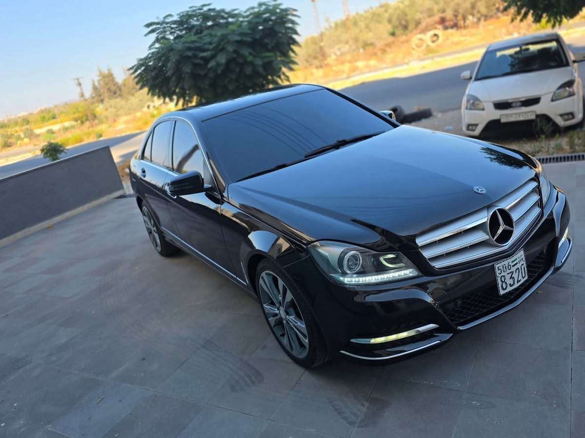 مرسيدس C200 2013 - طرطوس