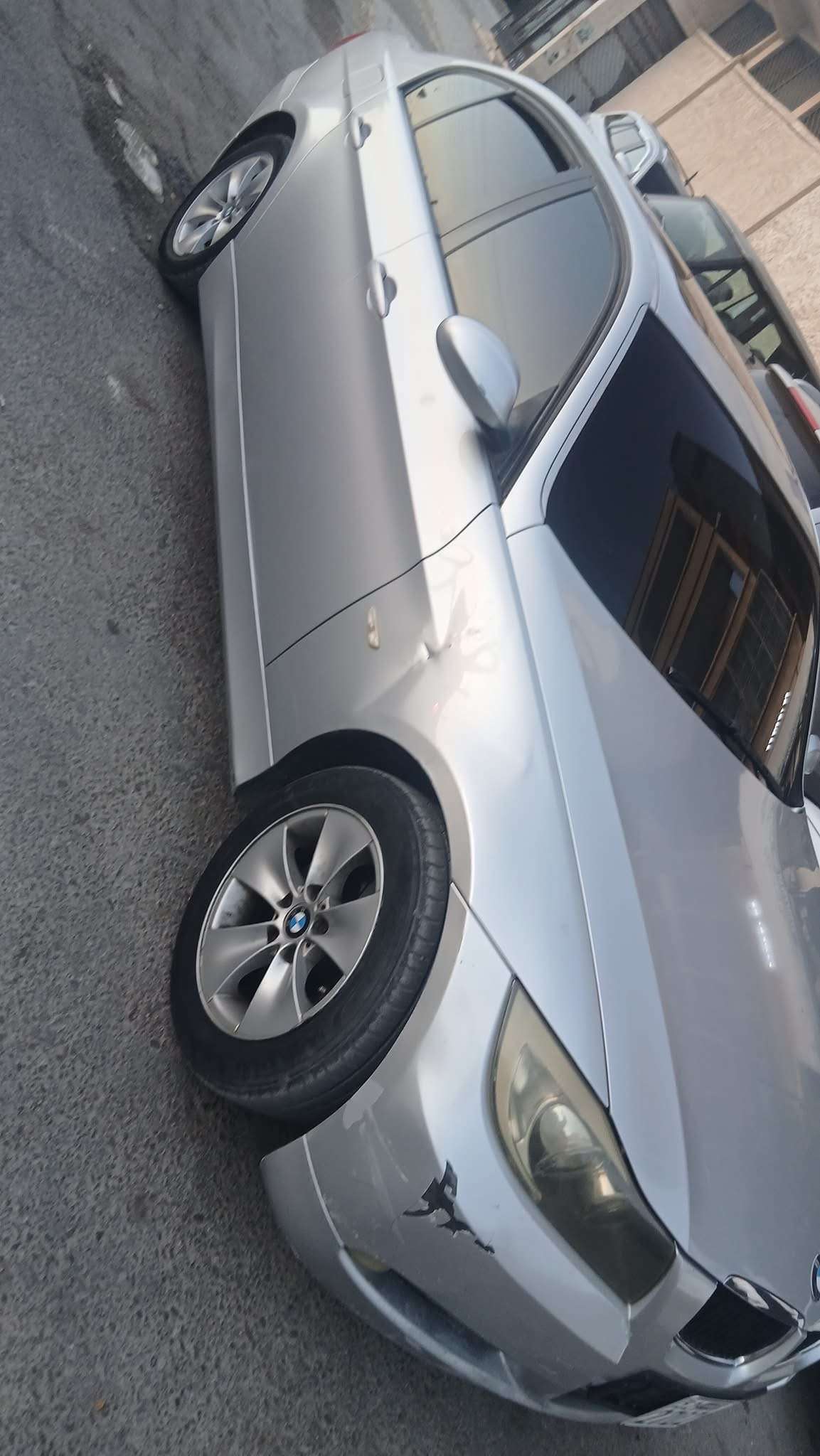 BMW 320i - دمشق