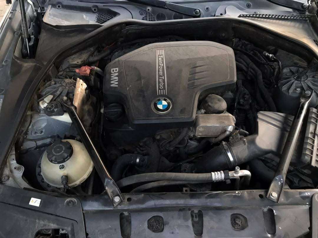 BMW520I - دمشق - صورة 3