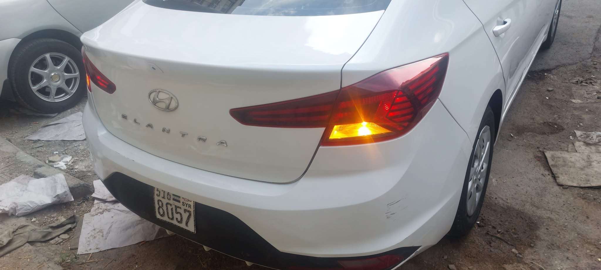 Hyundai Elantra - دمشق - صورة 3