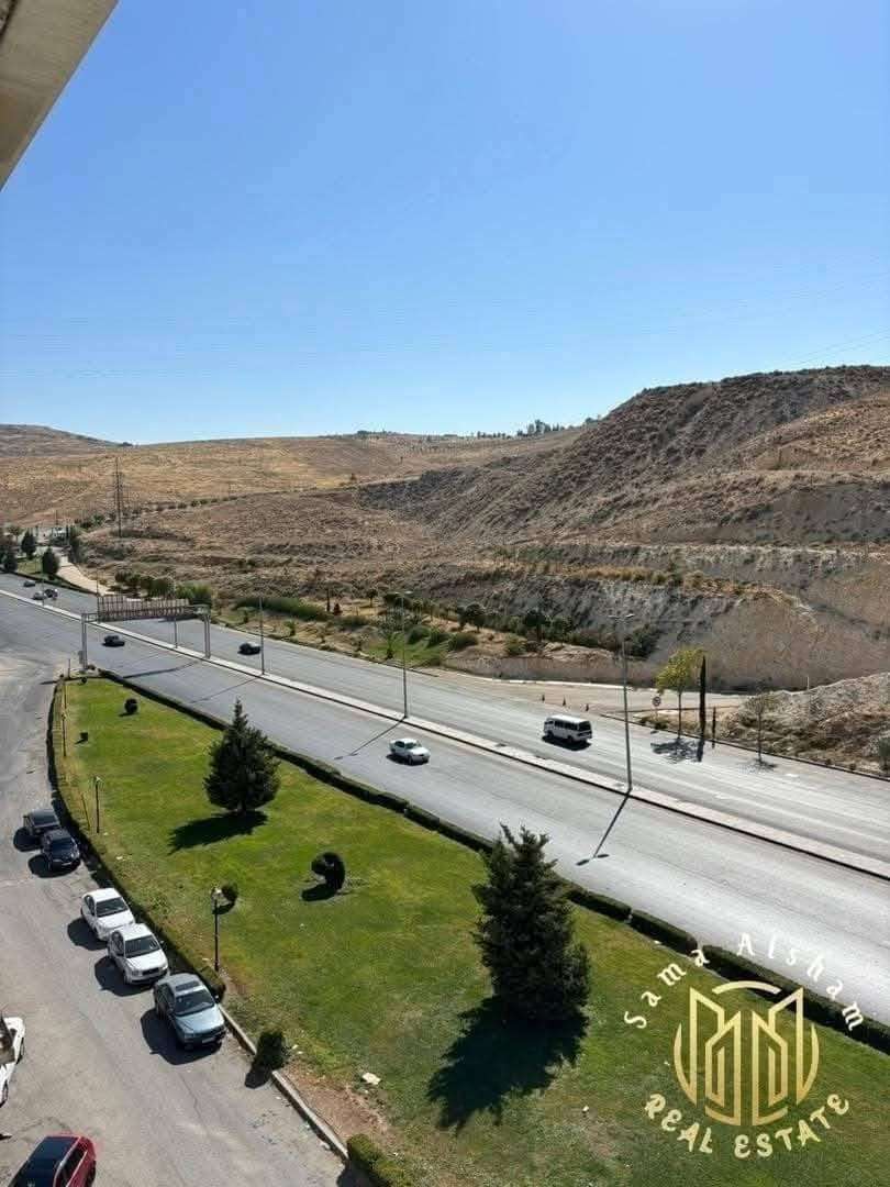شقه بمساحه 280 م - دمشق