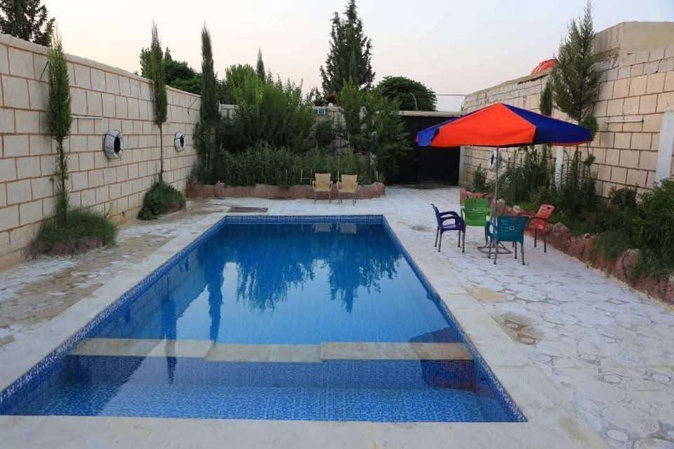 مزرعه بمساحه 400م - دمشق