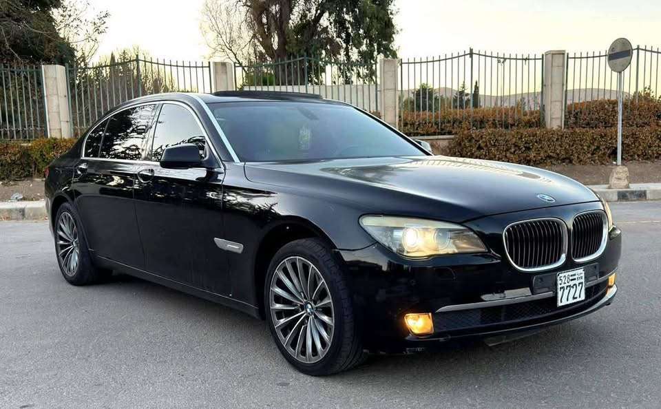 BMW 740li - دمشق