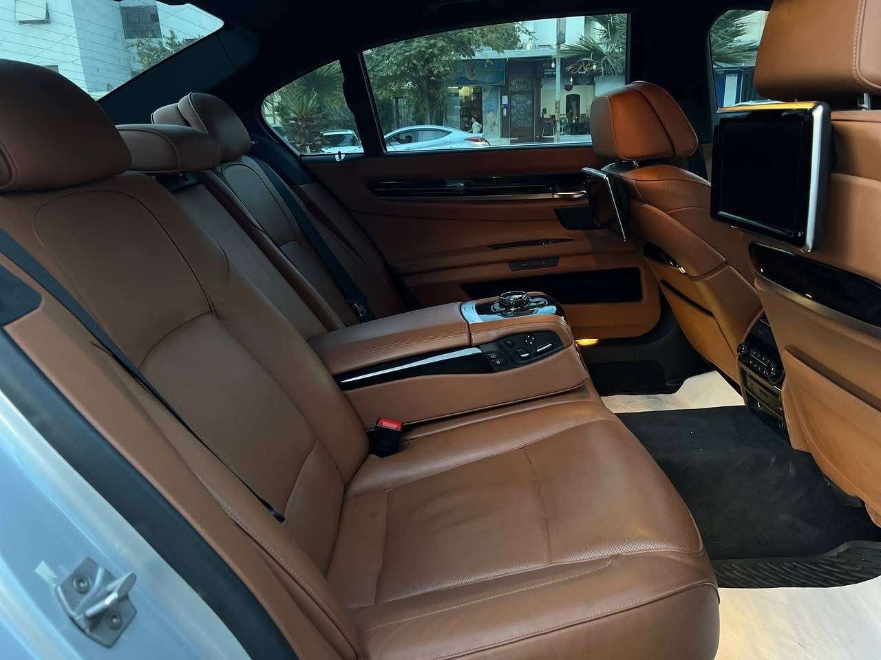 BMW 740 LI - دمشق - صورة 3