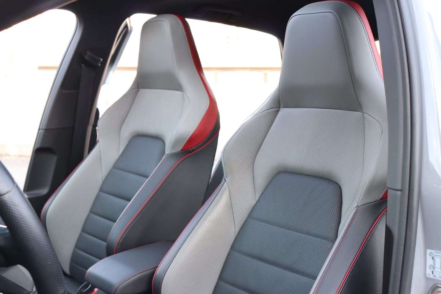 VW Golf GTI - دمشق - صورة 3