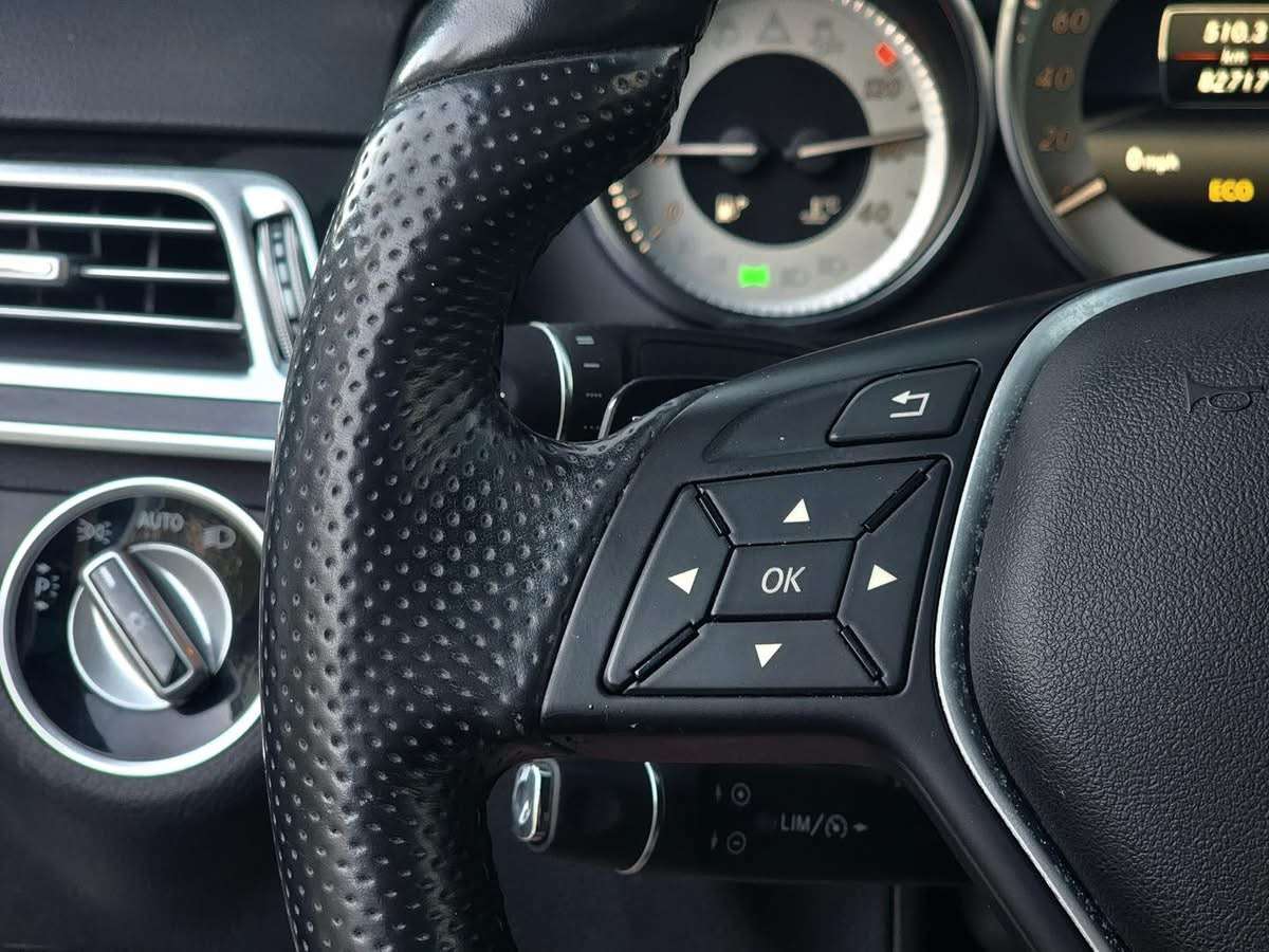 Mercedes Benz E300 - دمشق - صورة 3