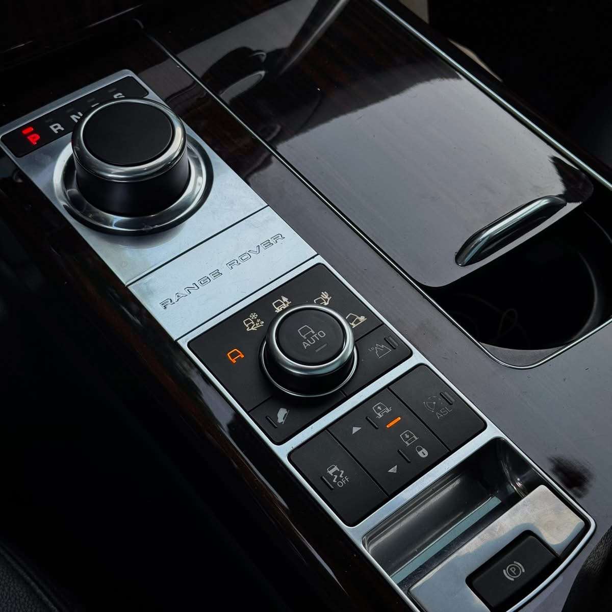 Range Rover Vogue HSE - دمشق - صورة 3