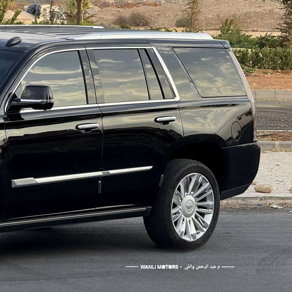 Cadillac Escalade - دمشق - صورة 5