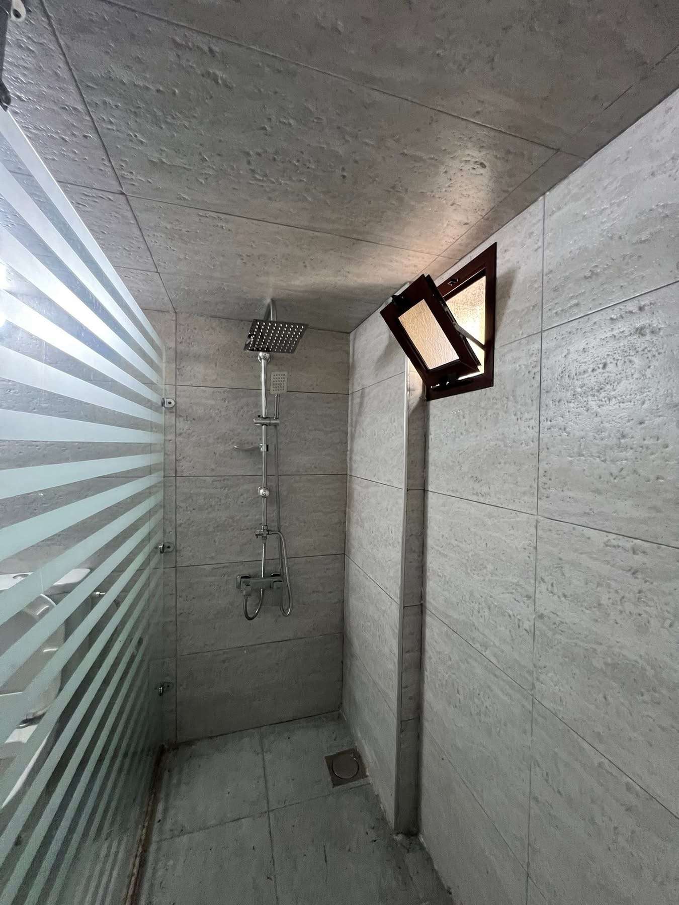 شقة سكنية مساحة 165 م - طرطوس - صورة 5