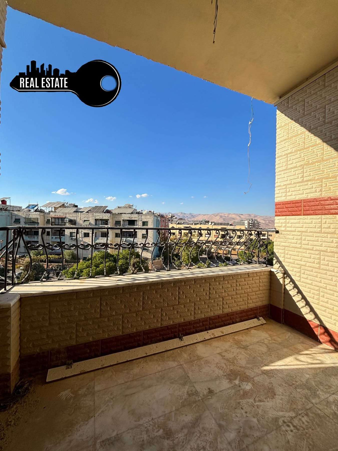 شقة سكنية مساحة 100 م - دمشق