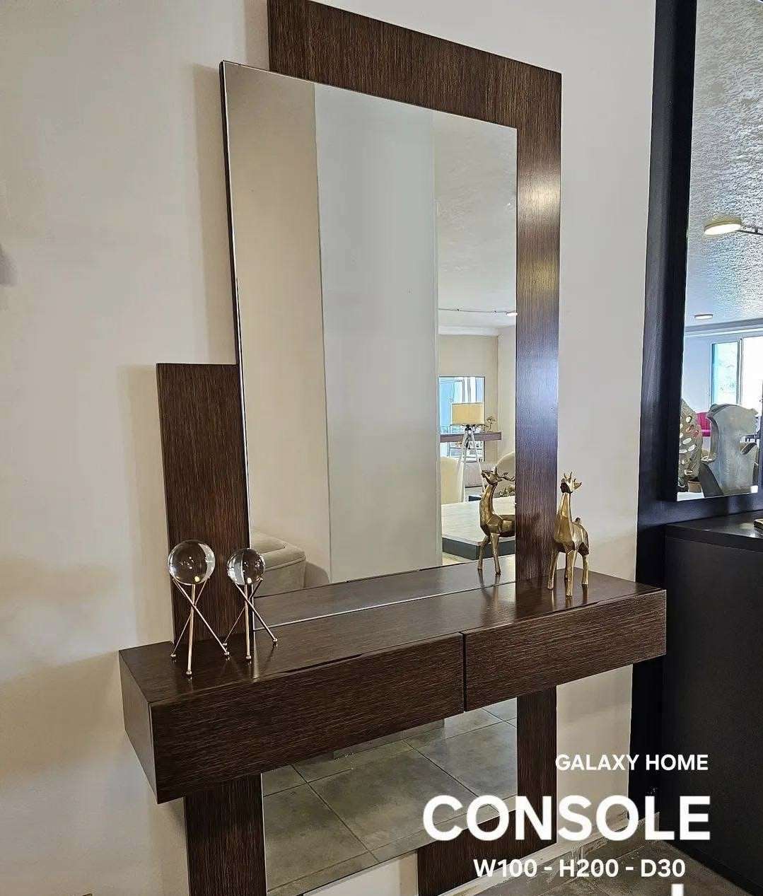 Console بتصميم عصري - دمشق