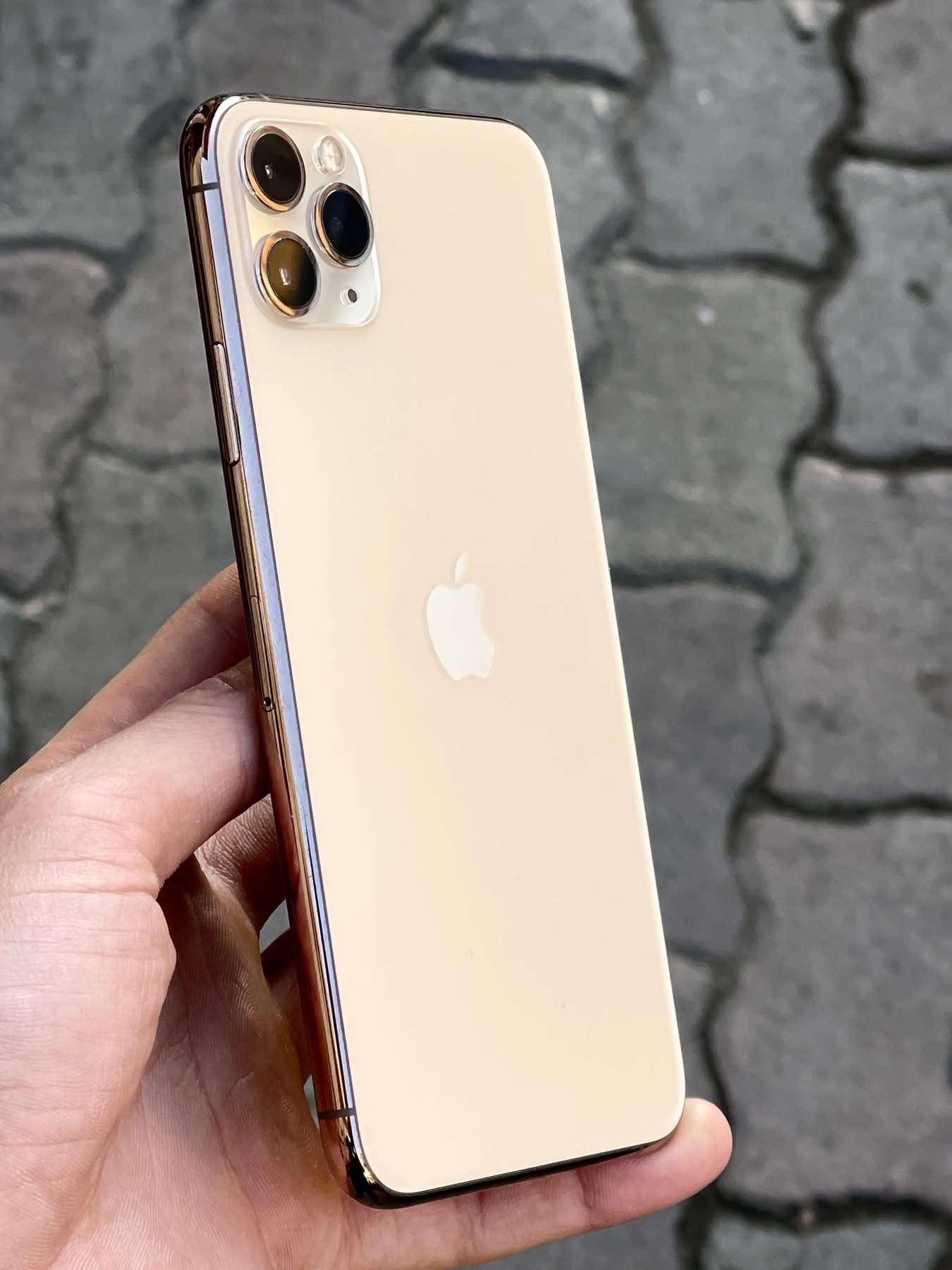 iPhone 11 Pro Max - طرطوس