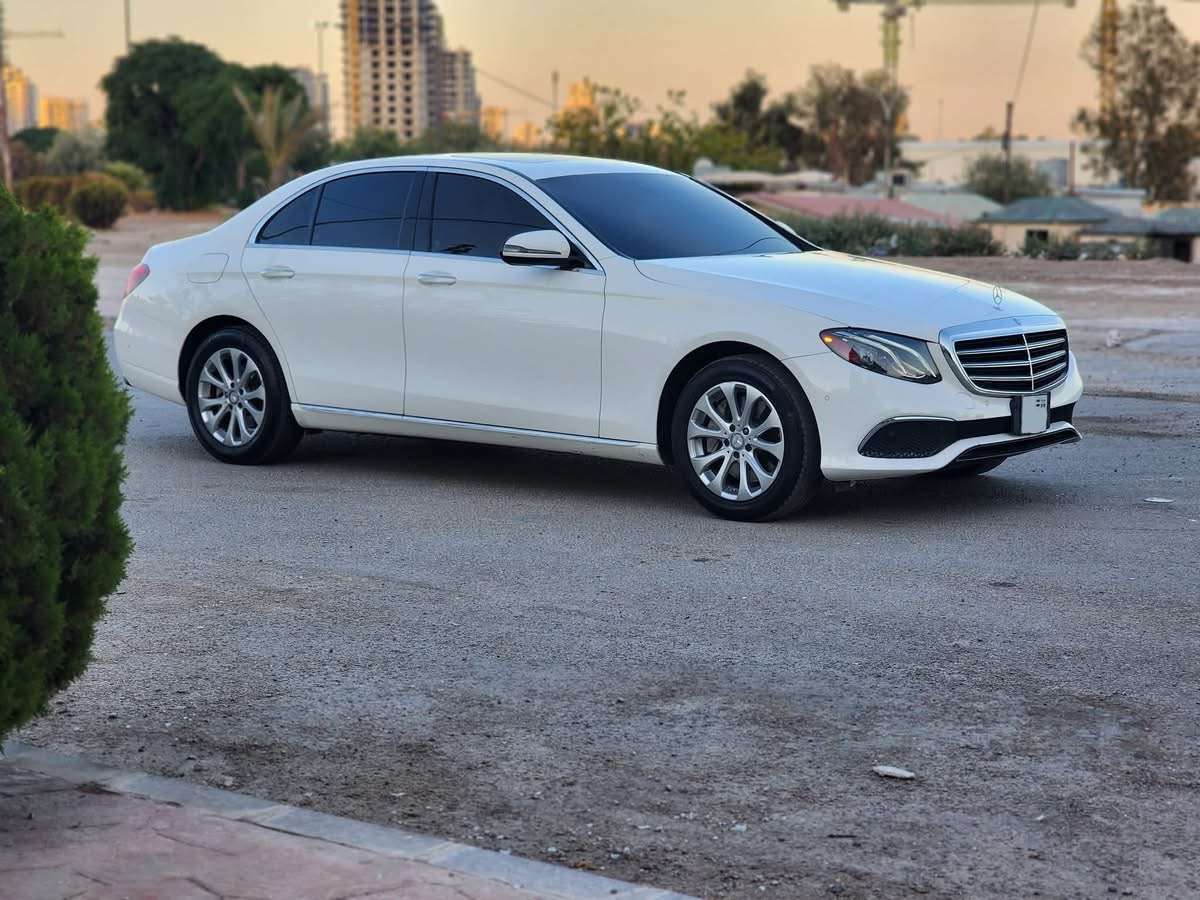 Mercedes E300 - دمشق
