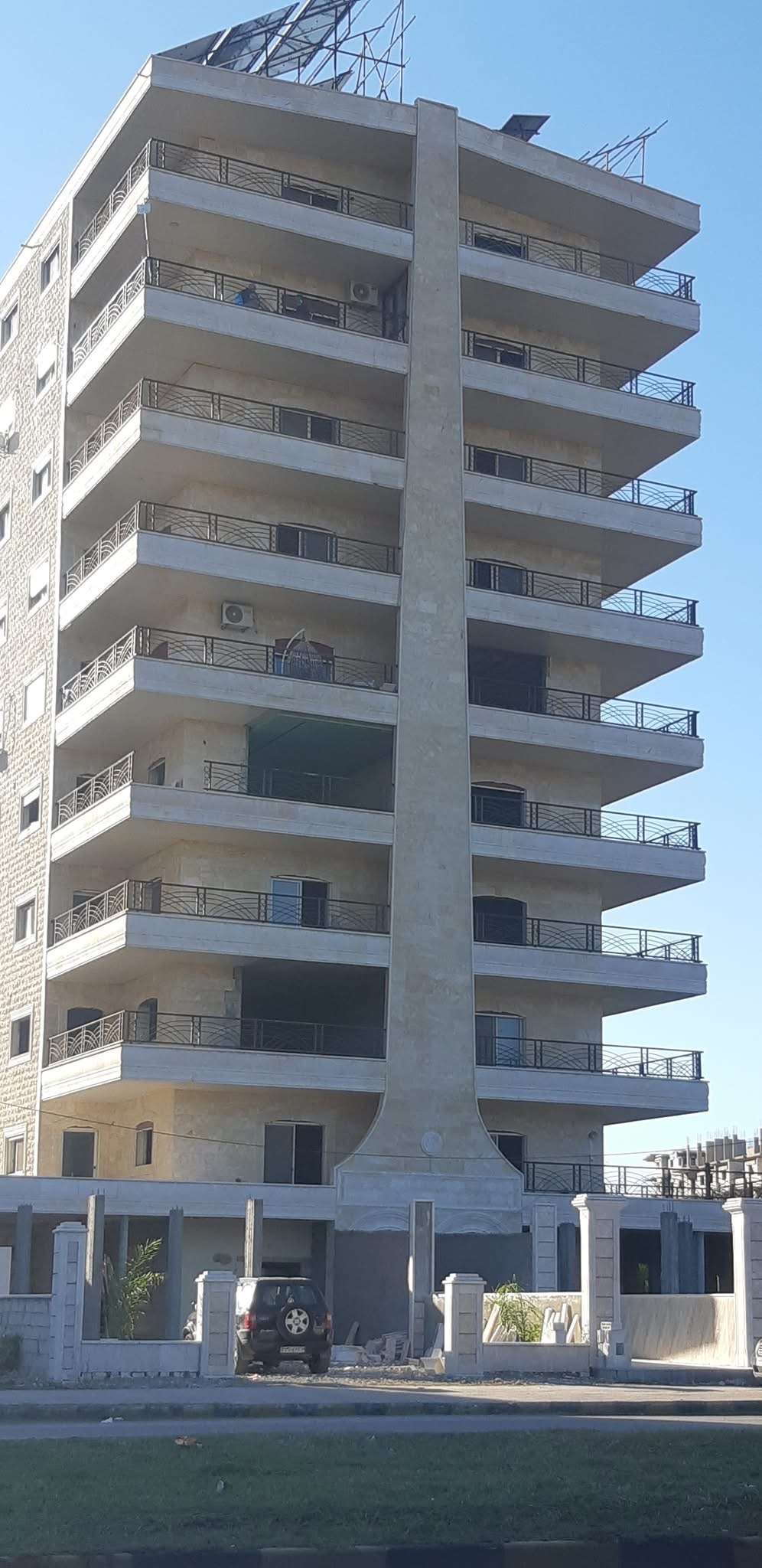 شقة سكنية مساحة 180 م - اللاذقية