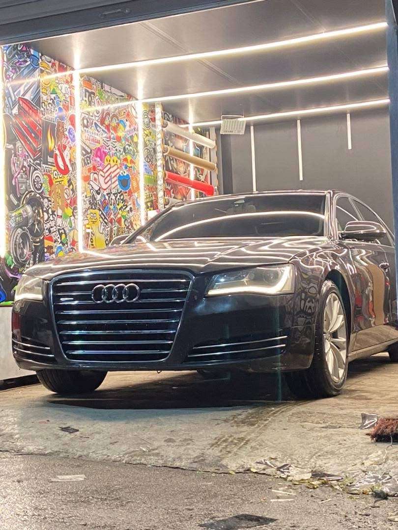 Audi A8L - دمشق
