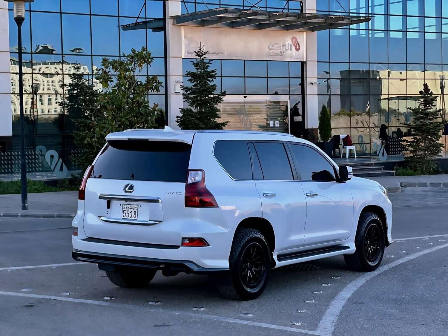 Lexus GX 460 - دمشق - صورة 4