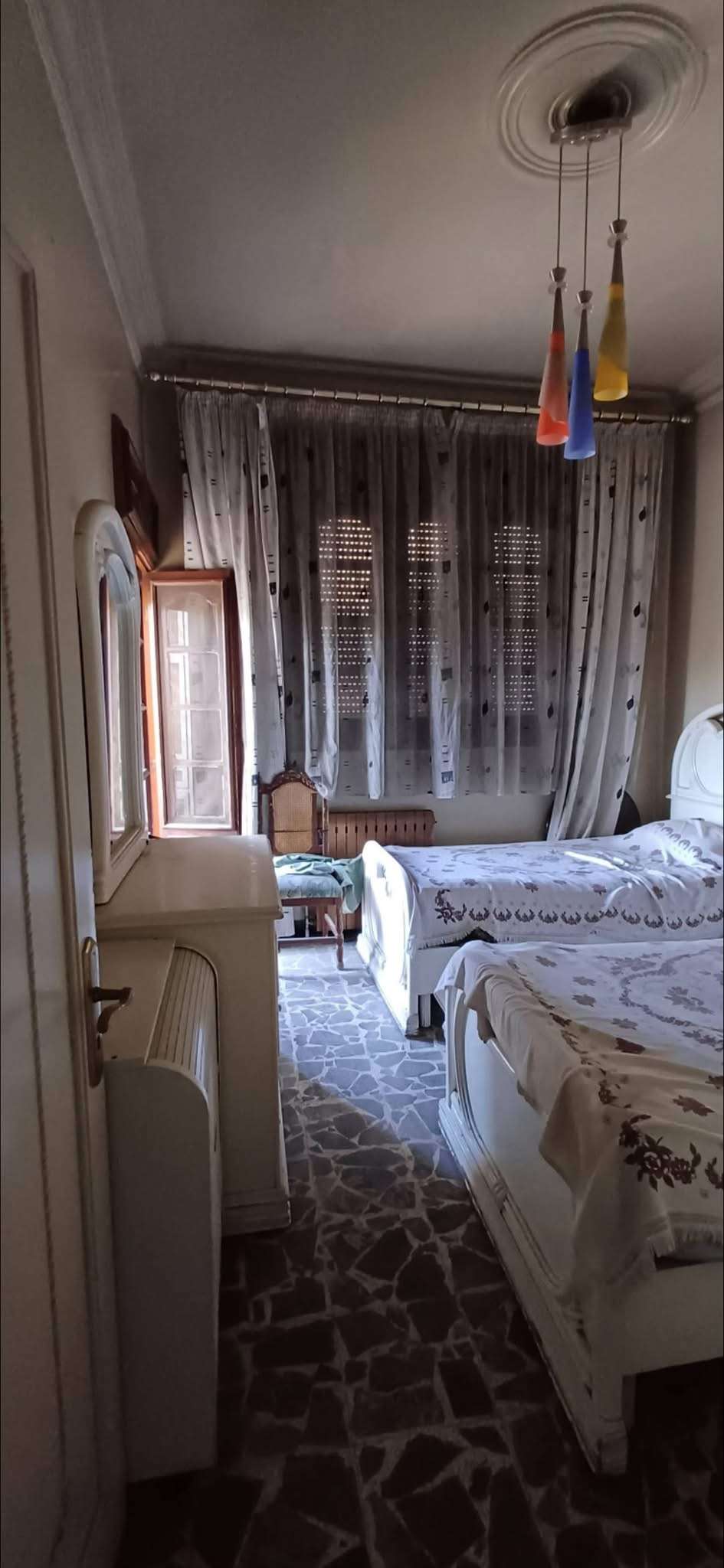 شقة بموقع مميز - حلب - صورة 2