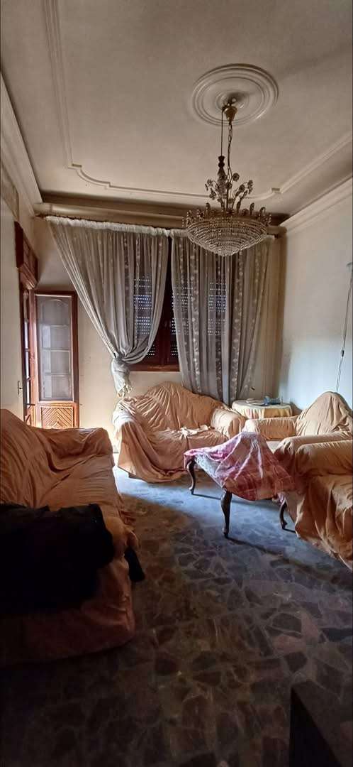 شقة بموقع مميز - حلب - صورة 5
