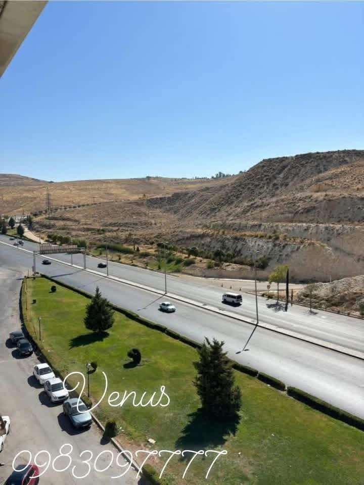 شقة بمساحة 280 م - دمشق