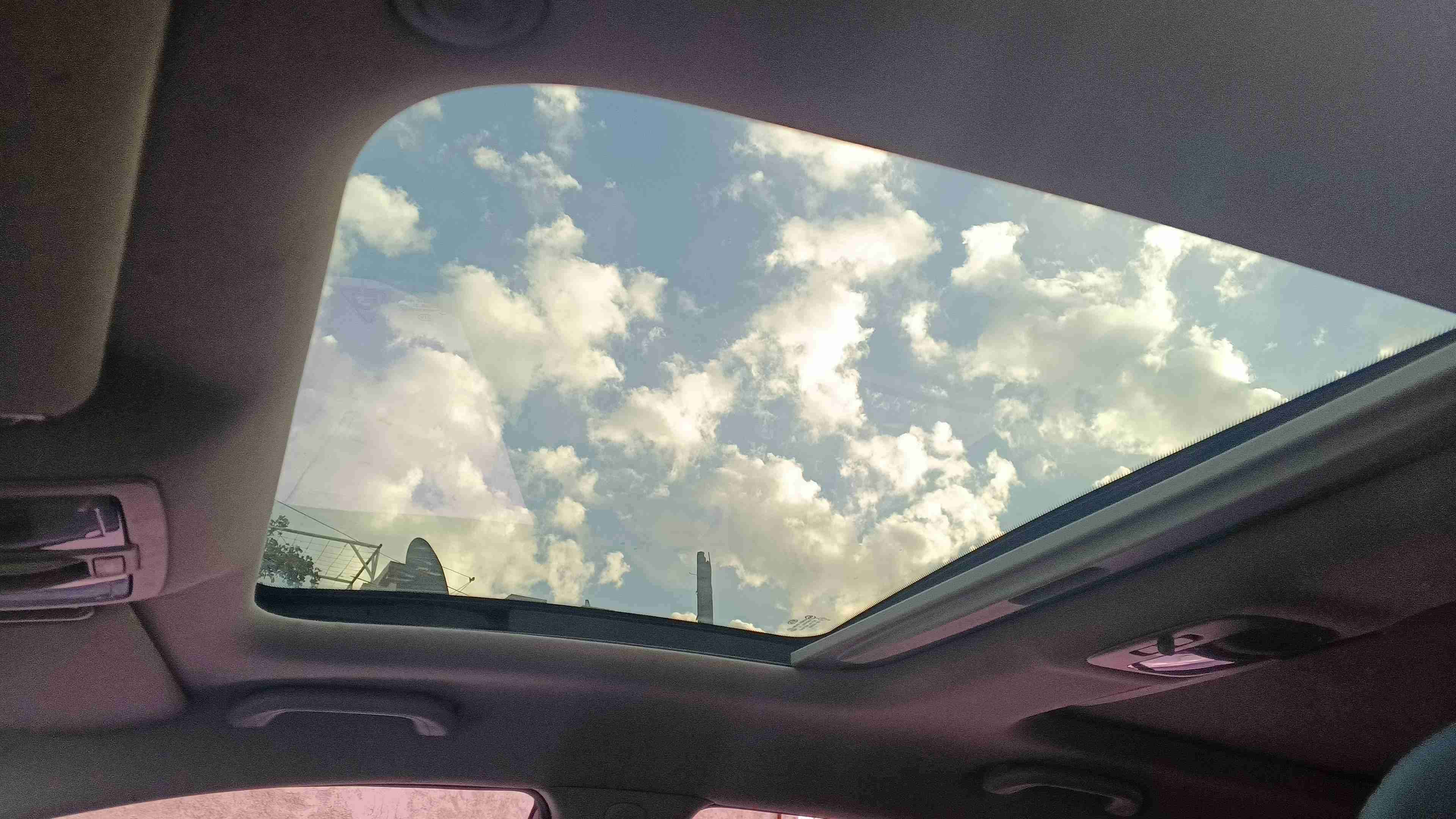 سبورتاج 2014 ديزل AWD بانوراما كراسي جلد تدفئة وتبريد - دمشق - صورة 3
