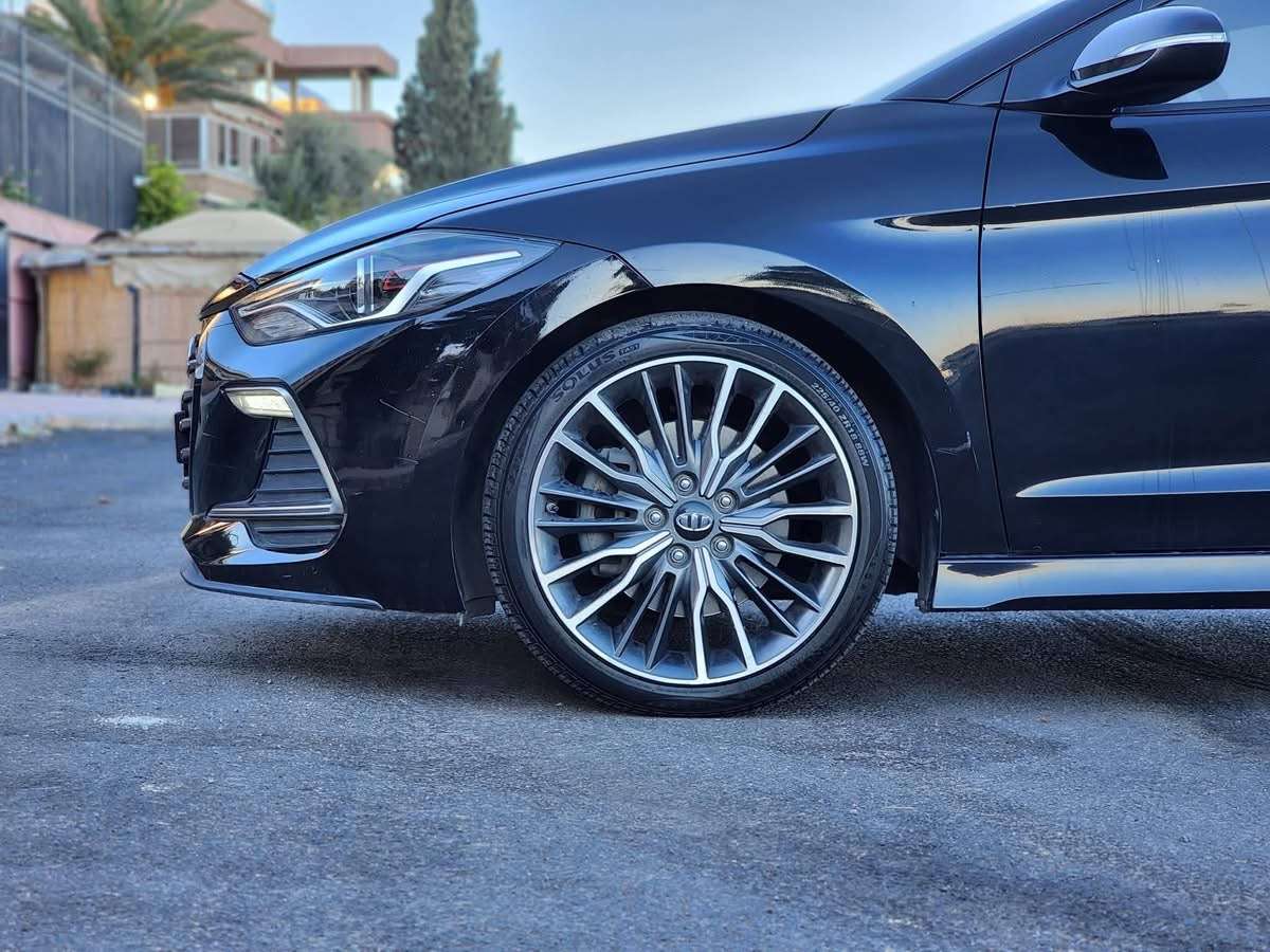 Huyndai Elantra 2018 Sport - دمشق - صورة 4