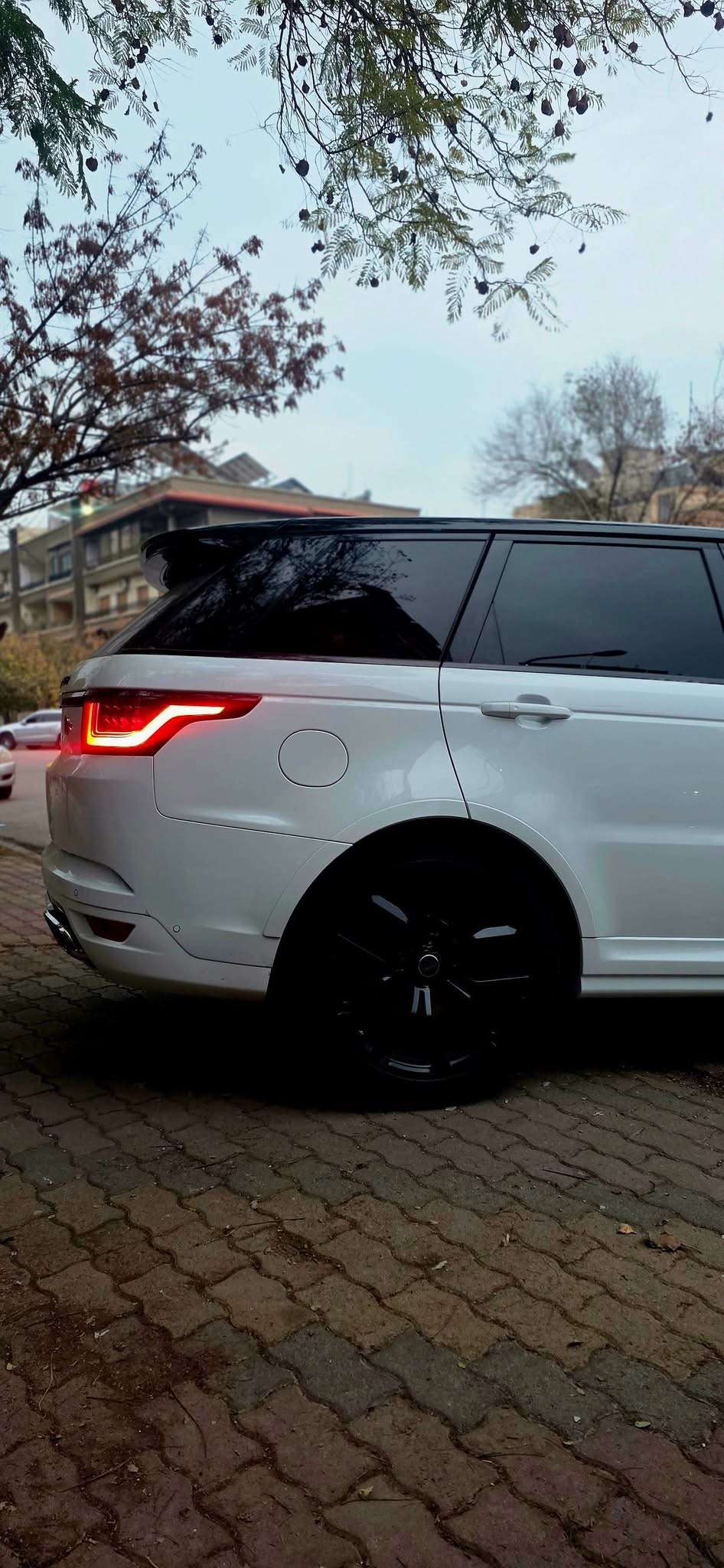 Range Rover Sport Svr - دمشق - صورة 4
