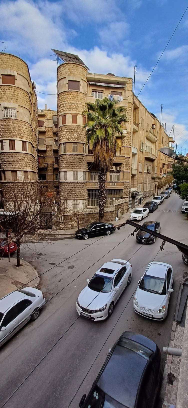 شقة للبيع بالمربع الذهبي - حلب - صورة 2