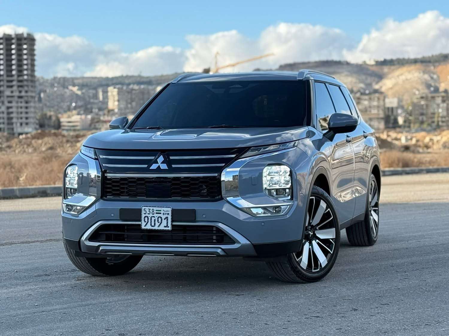 Mitsubishi Outlander - دمشق