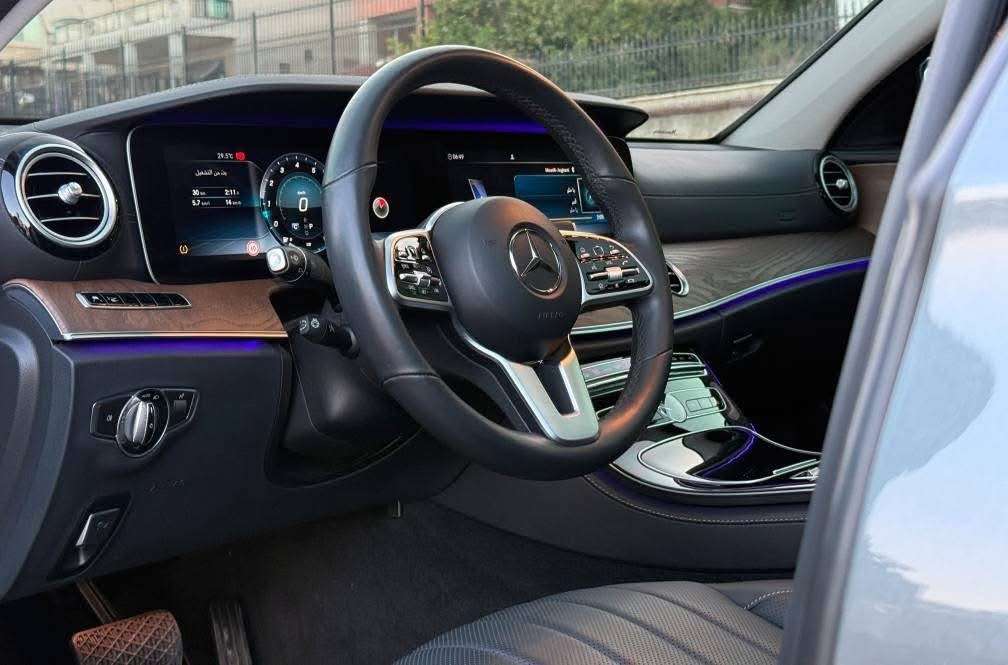 Mercedes Benz E300 - دمشق - صورة 4