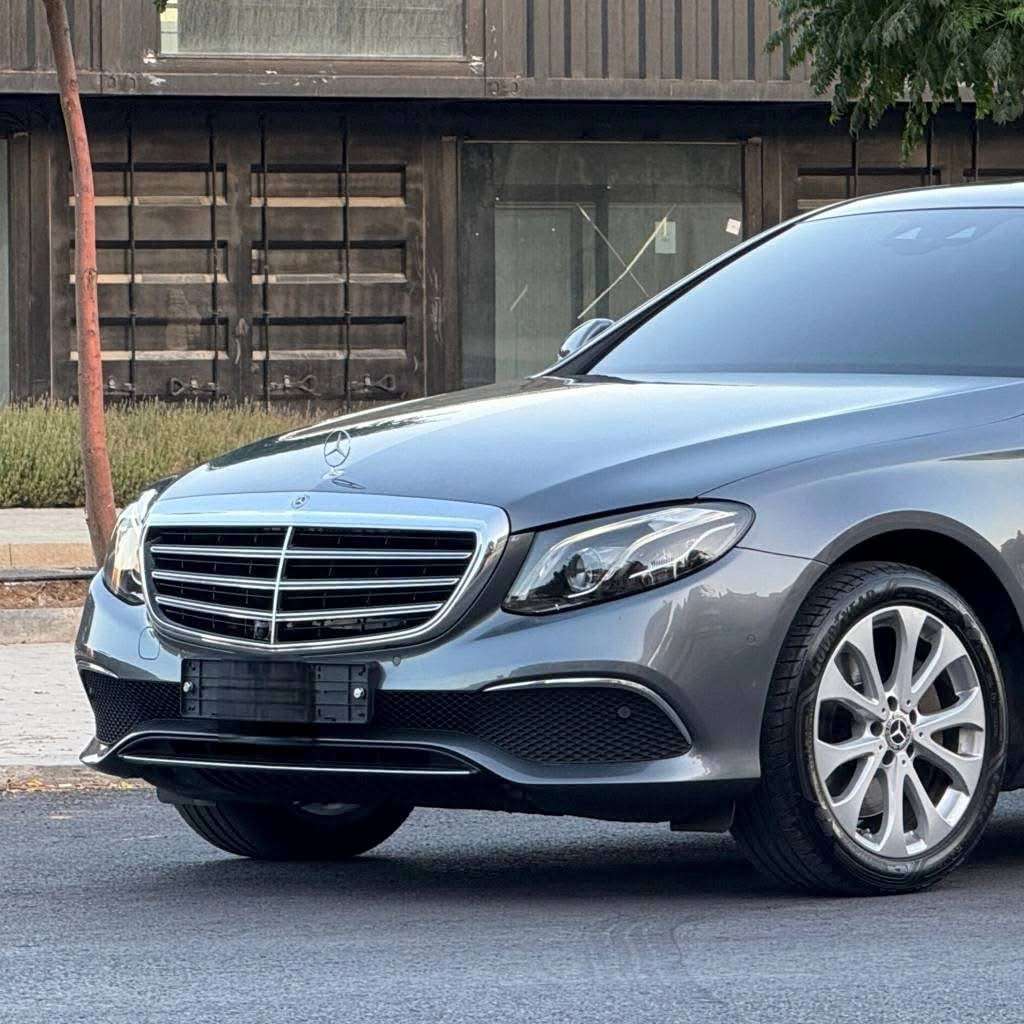 Mercedes Benz E300 - دمشق - صورة 6