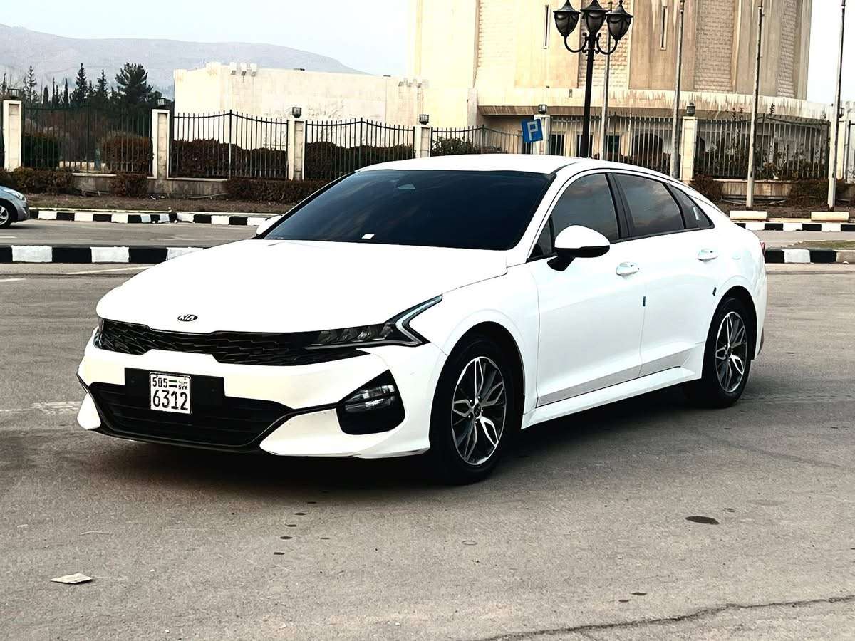 Kia K5 - دمشق