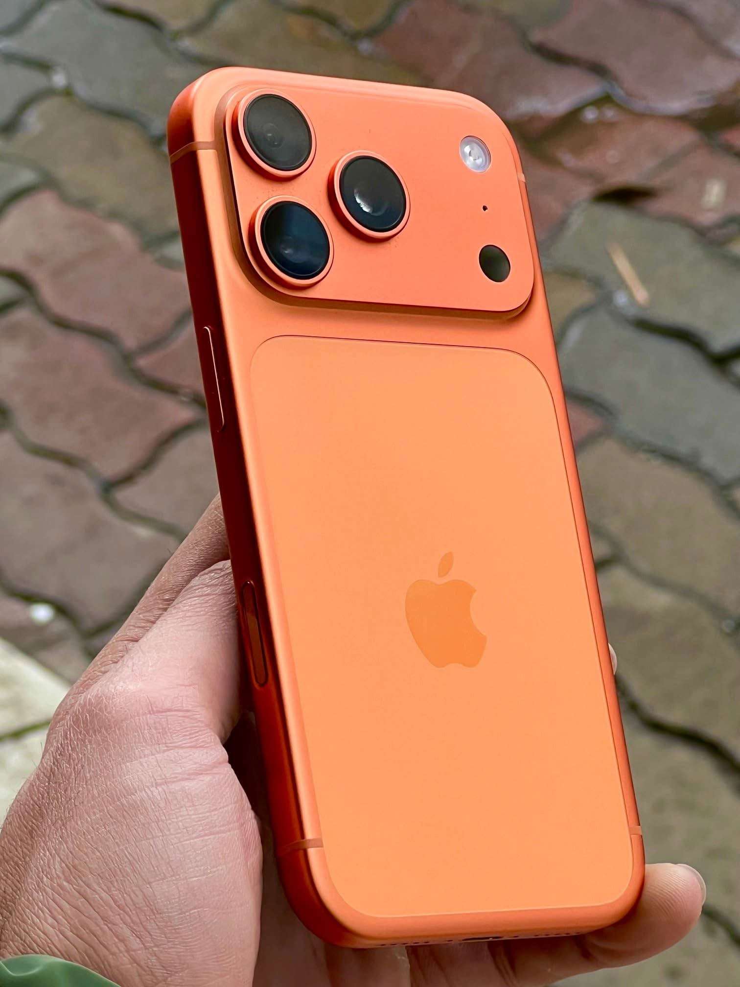 iPhone 17 Pro - طرطوس